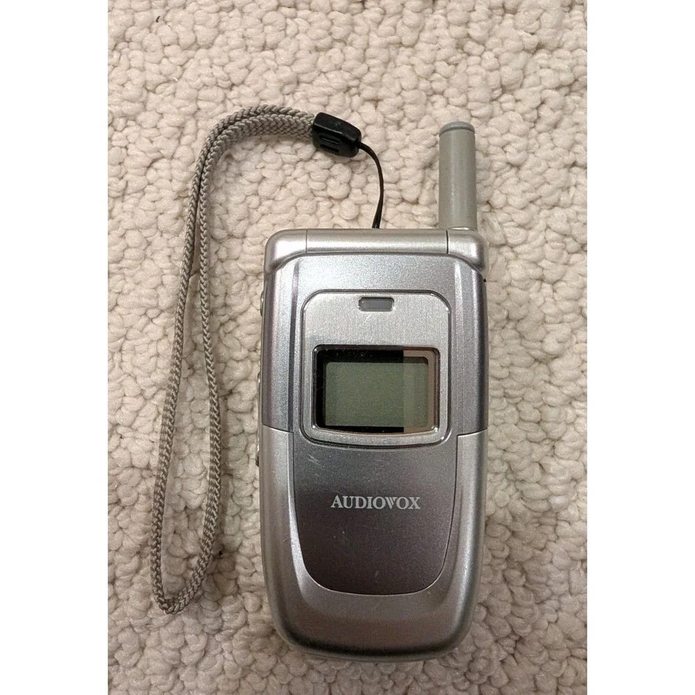 AUDIOVOX UTStarcom CDM8615pp CDM8615 CDM-815 FLIP Cell Phone Untested